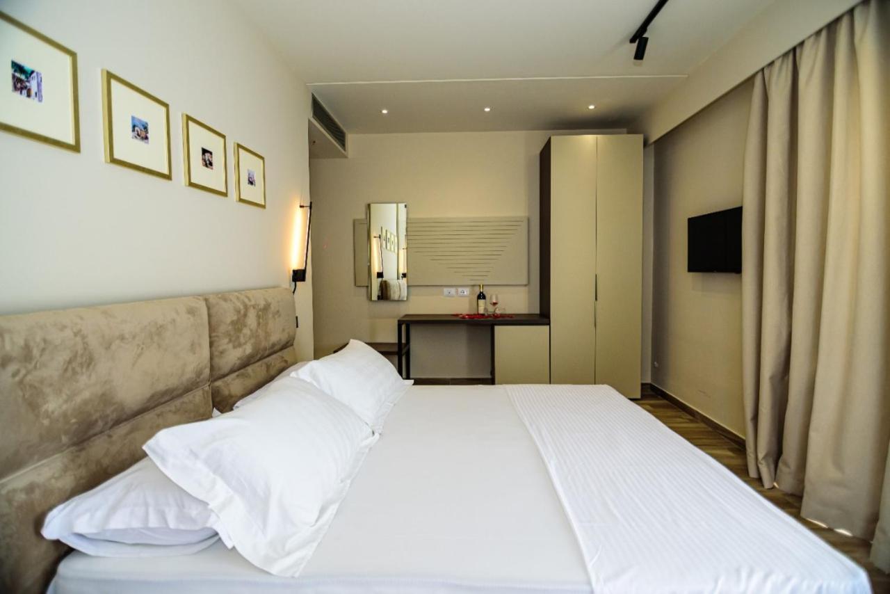 Hotel Orange Dhërmi Extérieur photo