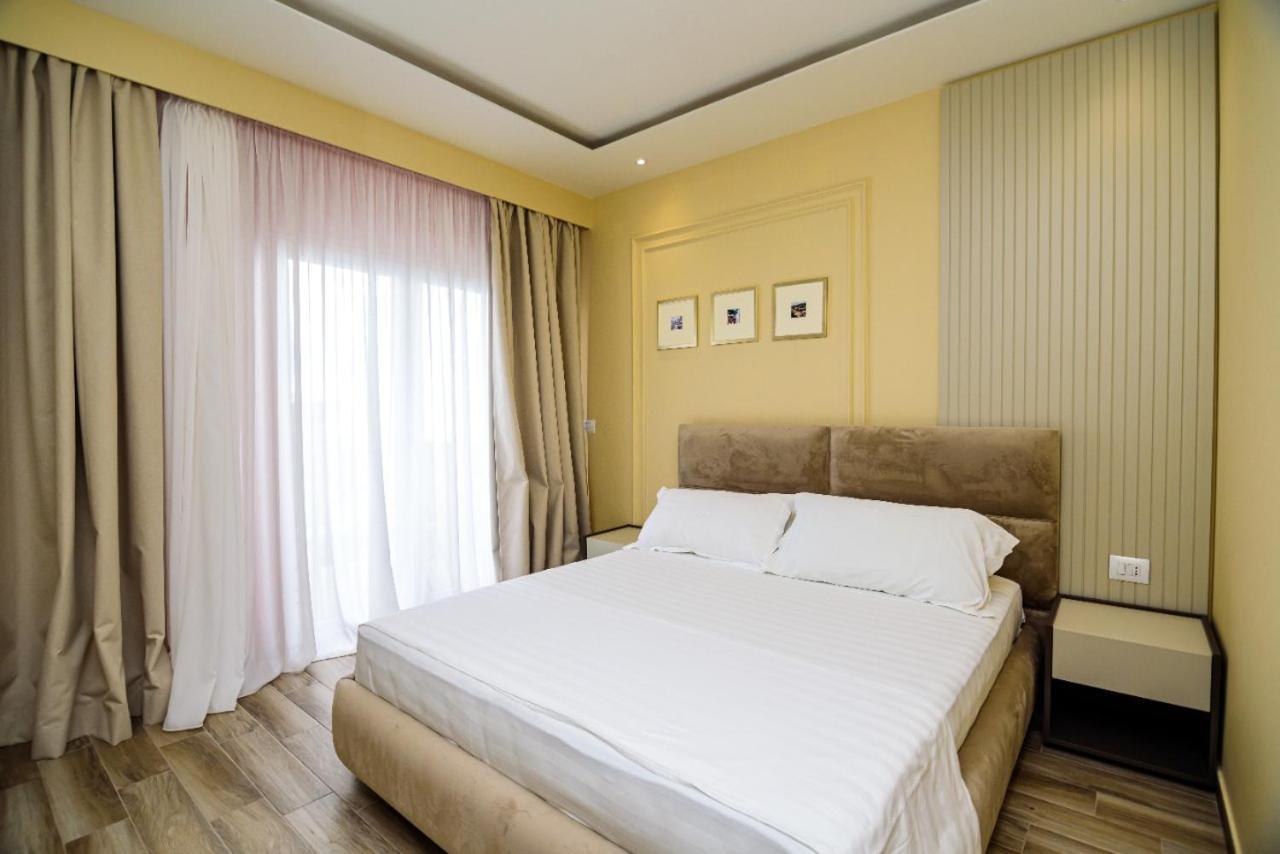 Hotel Orange Dhërmi Extérieur photo
