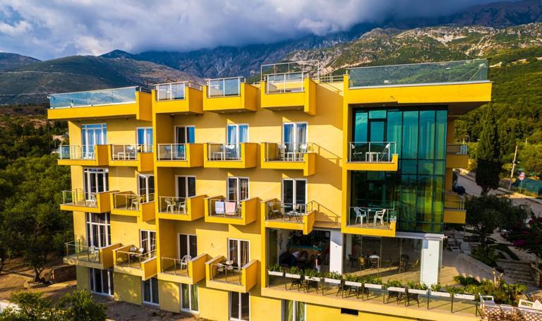 Hotel Orange Dhërmi Extérieur photo
